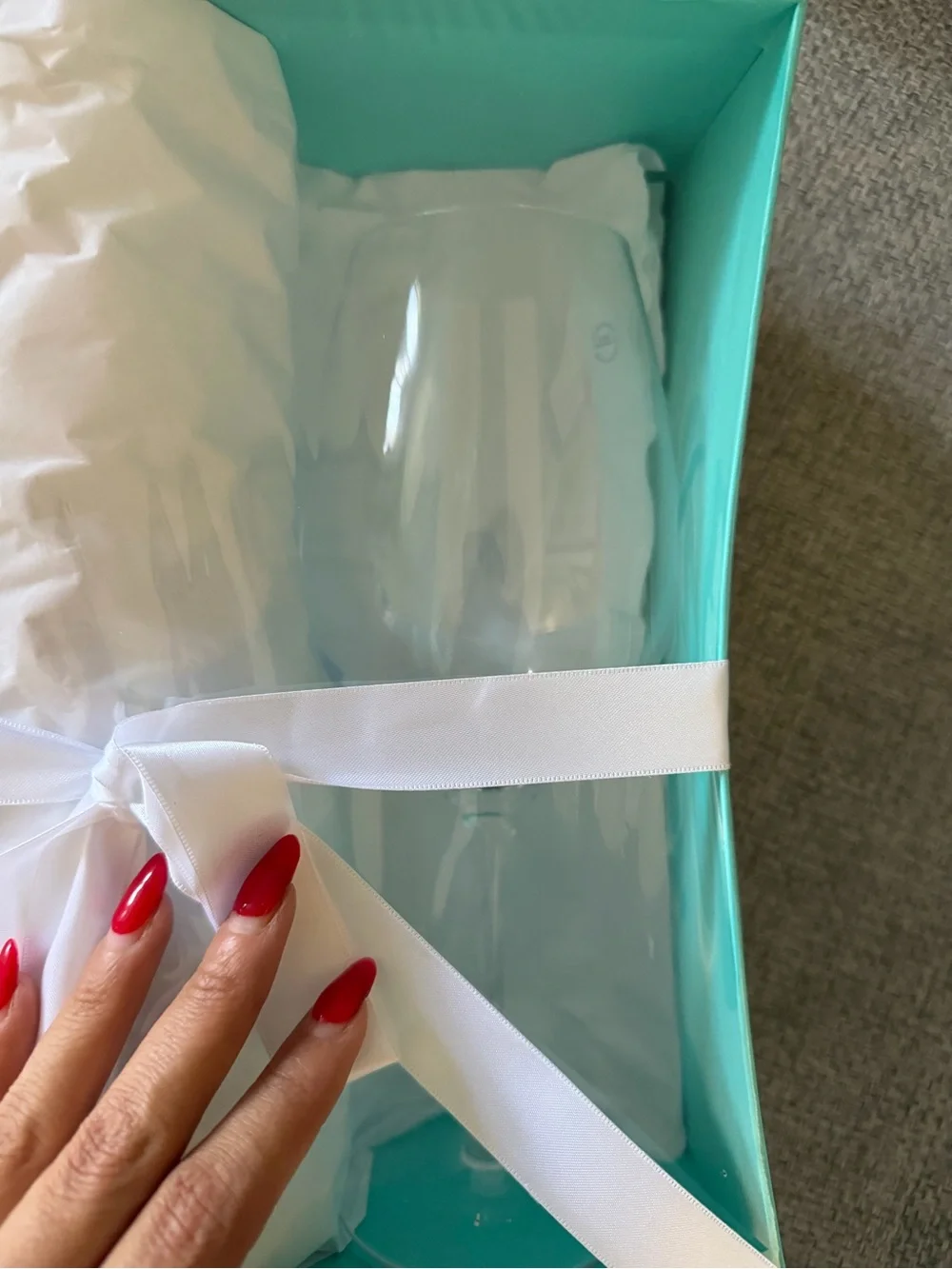 Tiffany & Co. Gift Set Champagne Flutes in Tiffany Blue and White